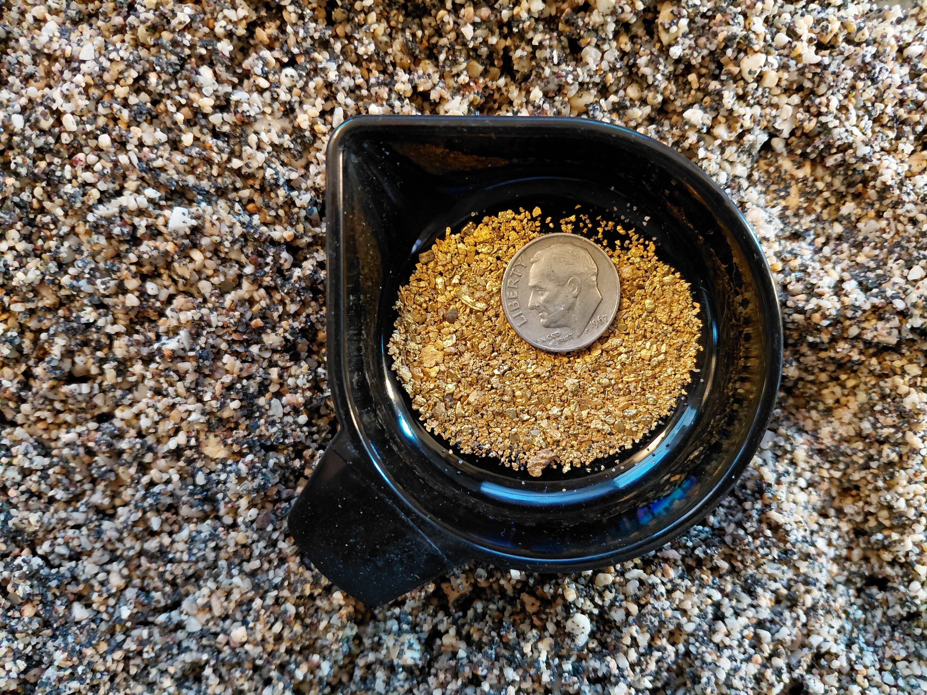 Hardscrabble gold and scheelite