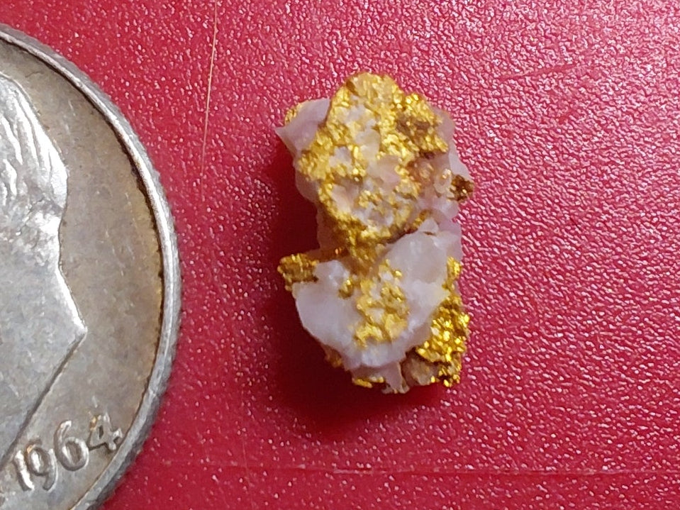 Auction #8: 0.65g Nevada Quartz/Gold Specimen